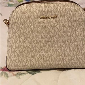 Michael Kors crossbody